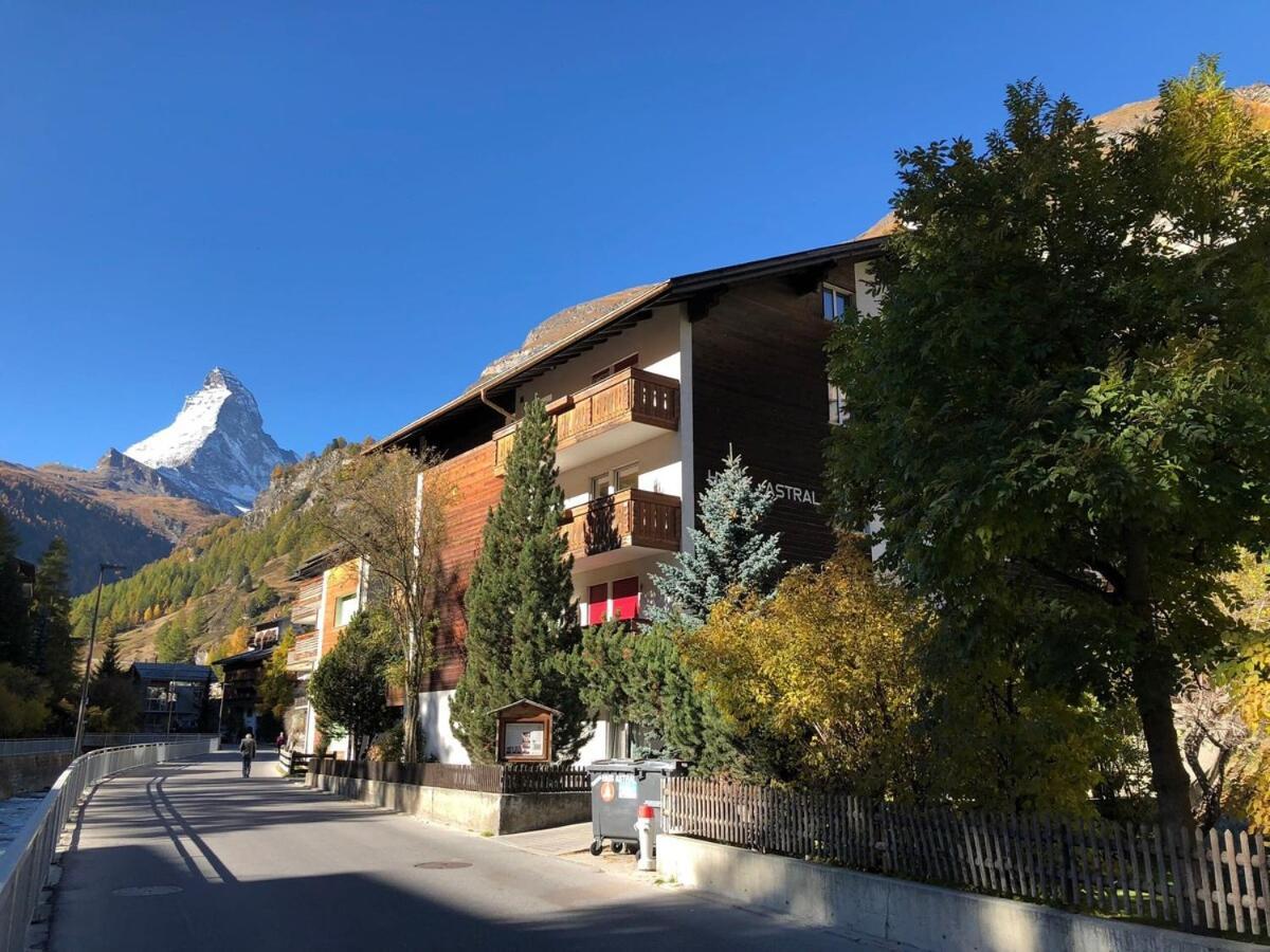 Eagle With Splendid And Direct View Of The Matterhorn Apartment